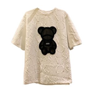 T-shirt boyfriend à manches courtes avec un ours