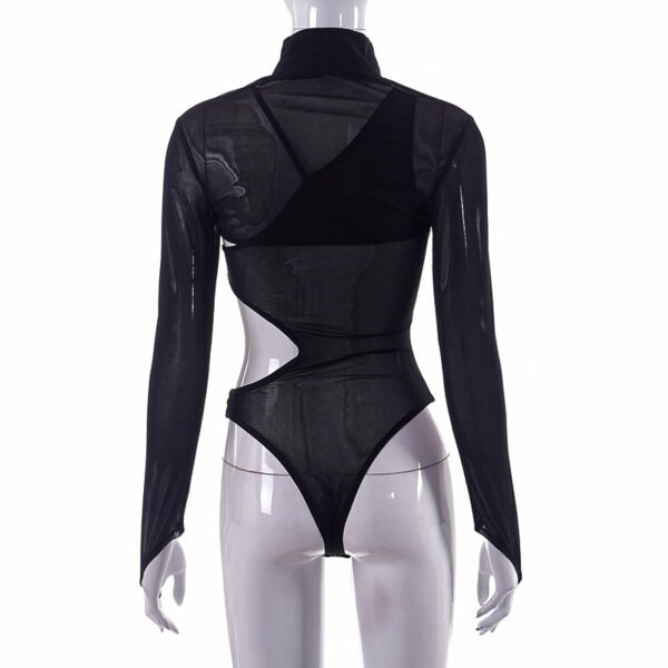 Enger langärmeliger Bodysuit