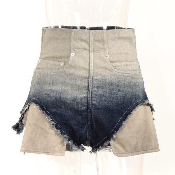 Denim-Shorts mit hoher Taille und Farbverlauf