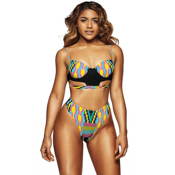 Maillot de bain 2 pièces imprimé tribal Bikini